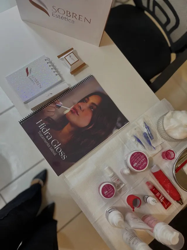 Apostila e produtos do curso de Hidra Gloss